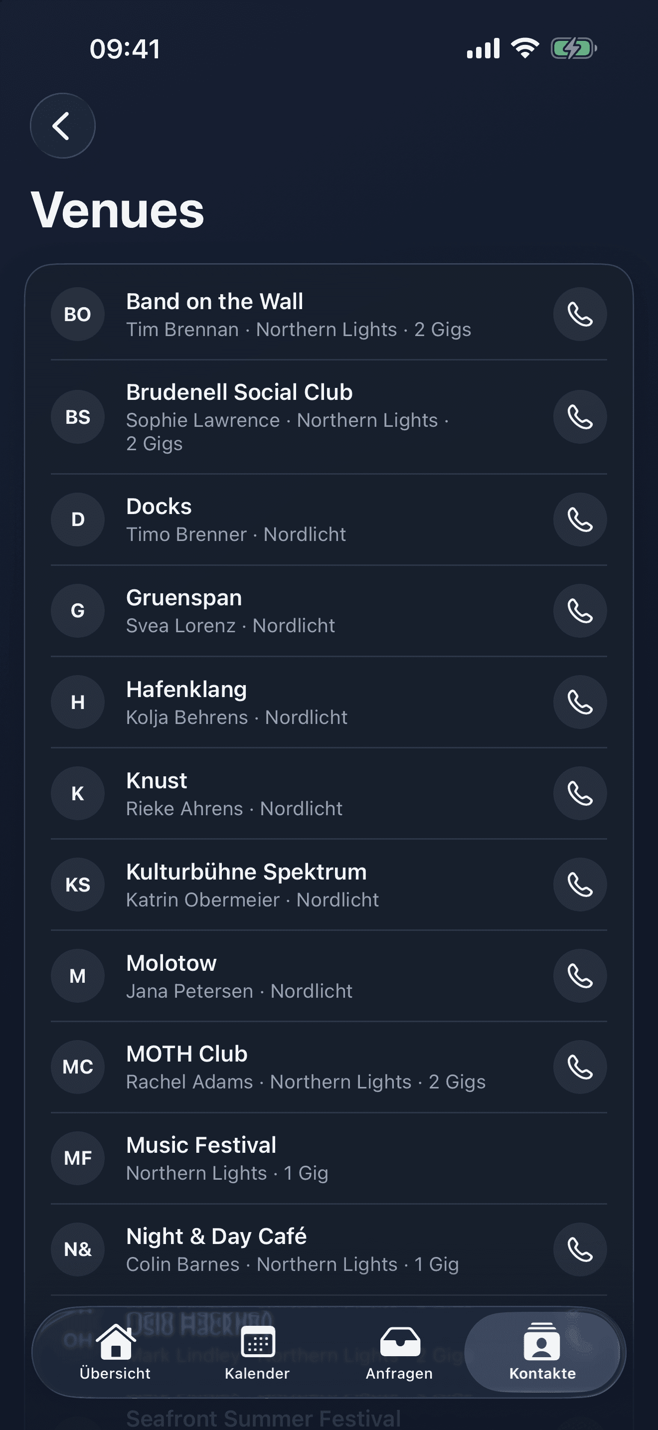 Adressbuch im dunklen Modus